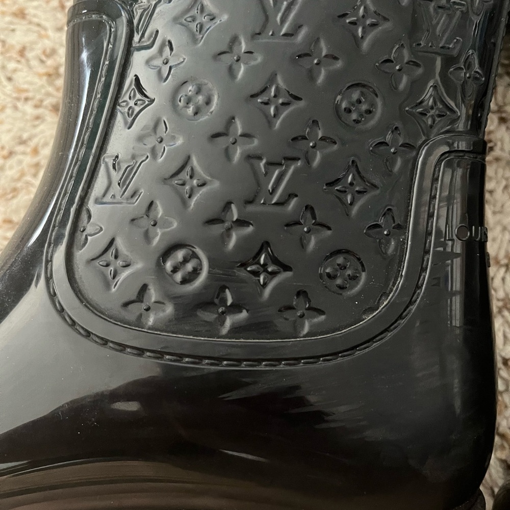Louis Vuitton Black boots - Picture 9 of 9